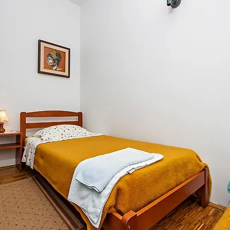 & Studio Vreto
