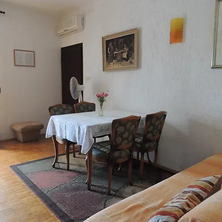 & Studio Vreto