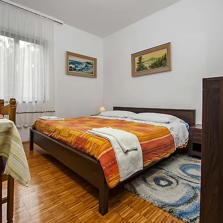 & Studio Vreto
